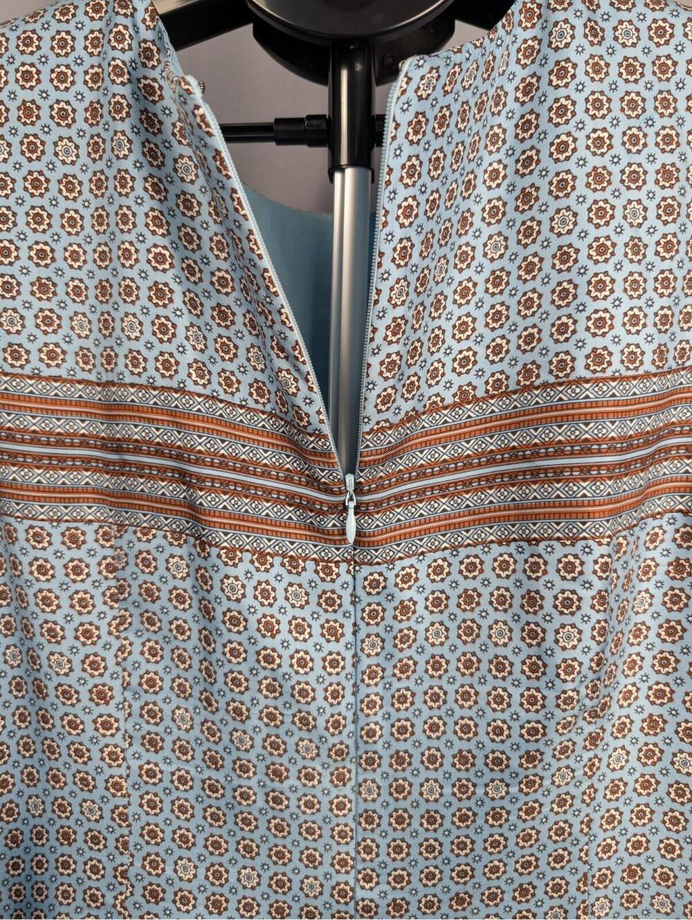 Quiet Luxury J. Crew 100% Silk Geometric Shift Dress Size 12 - Picture 5 of 9